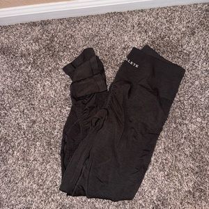 Alphalete contour amplify